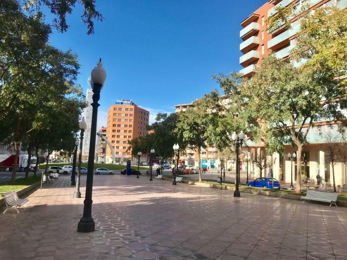 Apartment Rambla Tarragona Free Parking Zewnętrze zdjęcie